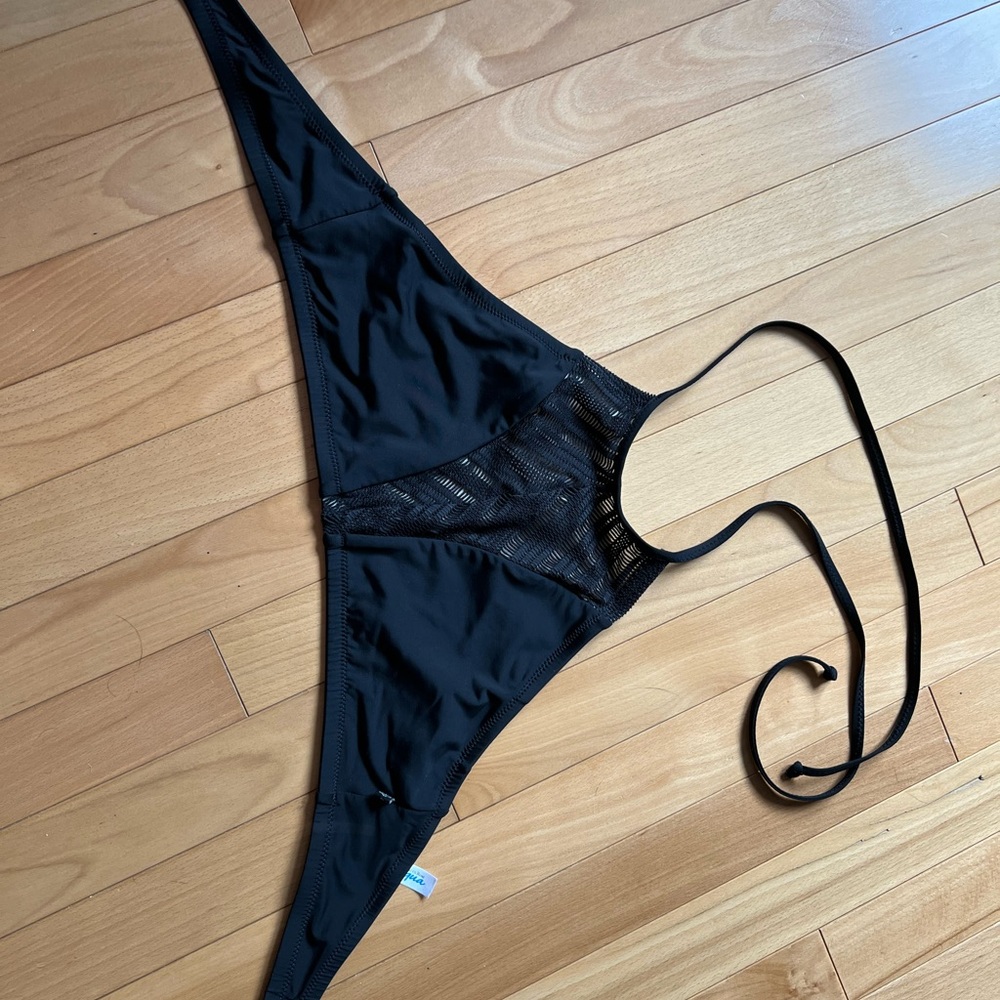 Black Strappy Swimsuit top